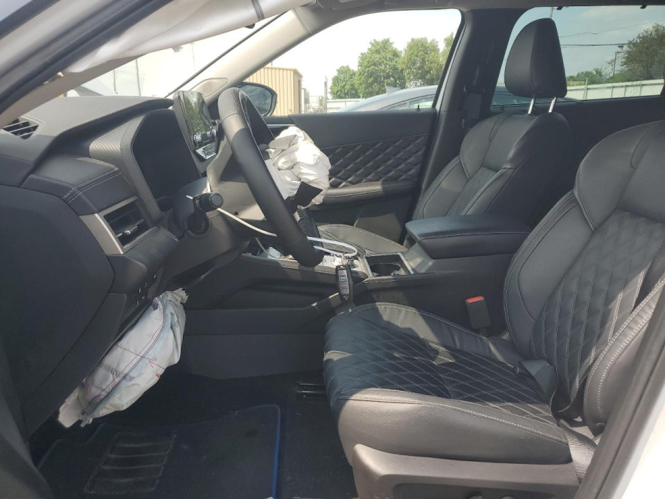 Mitsubishi OUTLANDER 2023 — Copart