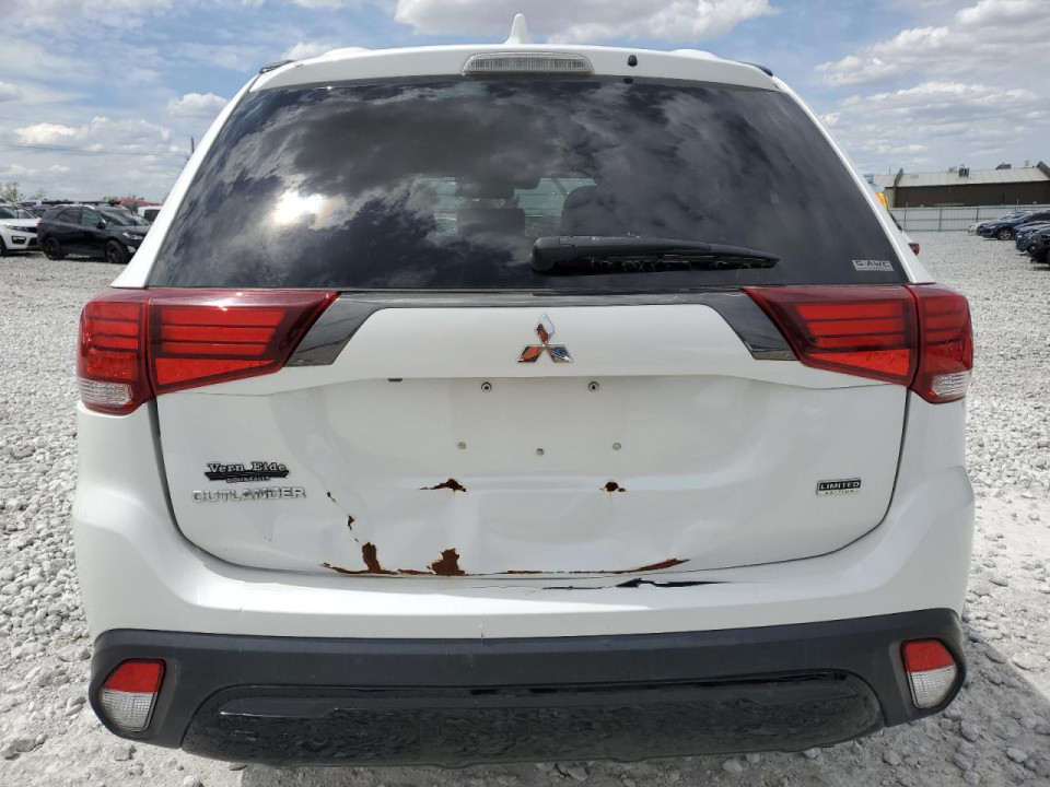 Mitsubishi OUTLANDER 2020 — Copart