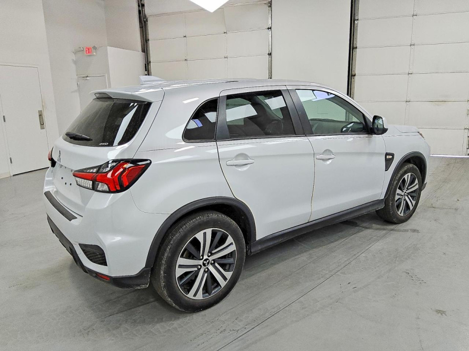 Mitsubishi OUTLANDER 2024 — Copart