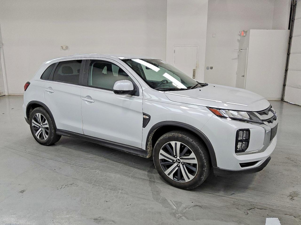 Mitsubishi OUTLANDER 2024 — Copart