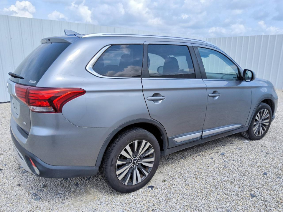 Mitsubishi OUTLANDER 2020 — Copart