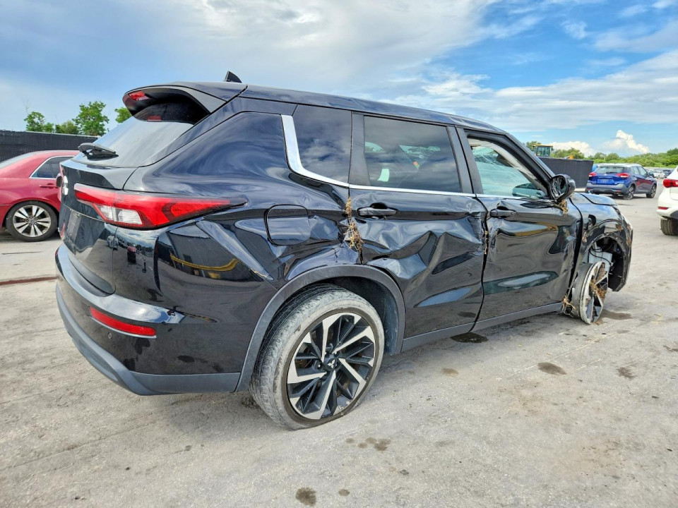 Mitsubishi OUTLANDER 2022 — Copart