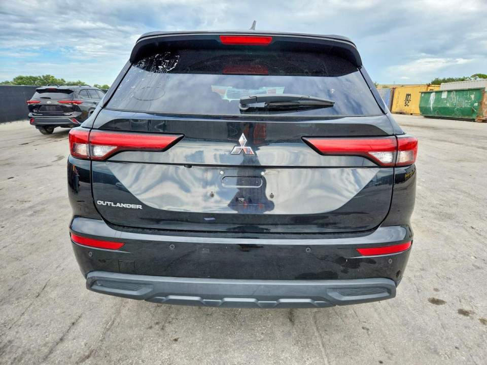 Mitsubishi OUTLANDER 2022 — Copart
