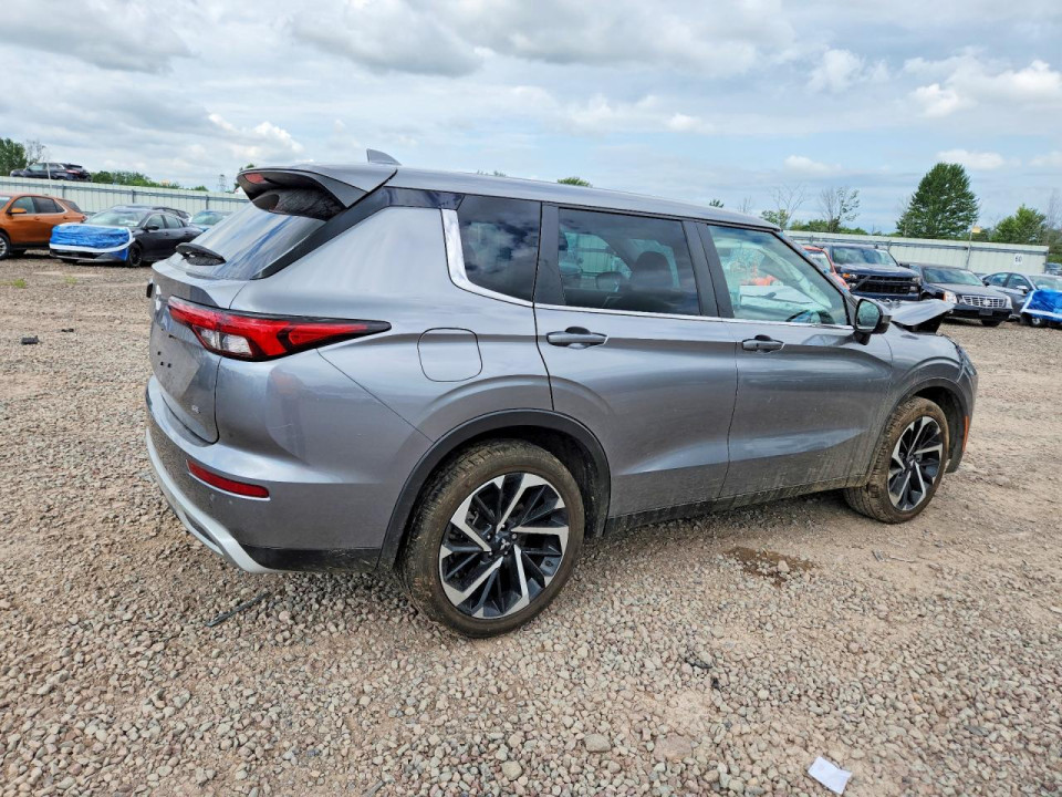 Mitsubishi OUTLANDER 2023 — Copart