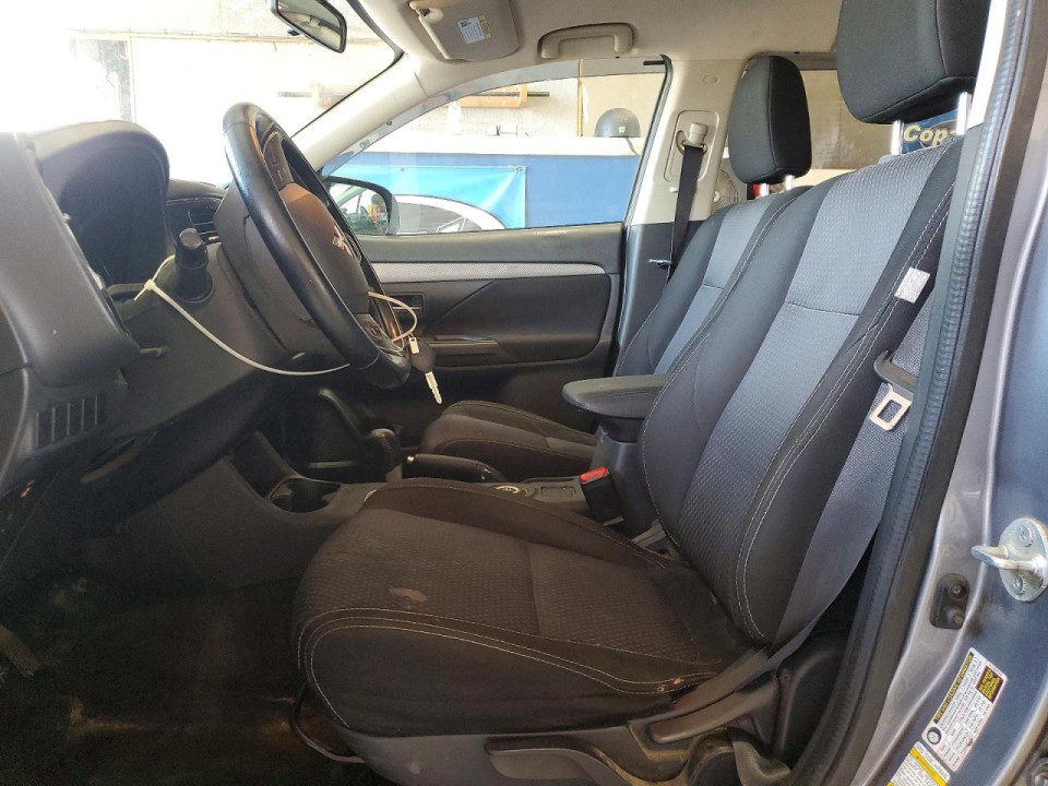 Mitsubishi OUTLANDER 2016 — Copart