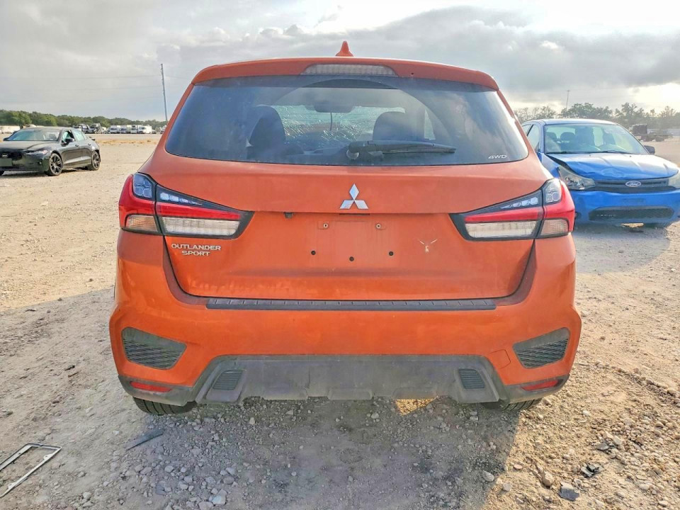 Mitsubishi OUTLANDER 2025 — Copart