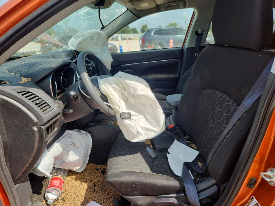 Mitsubishi OUTLANDER 2025 — Copart
