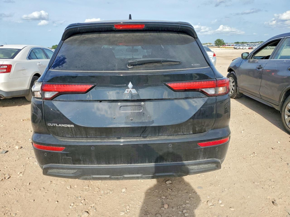 Mitsubishi OUTLANDER 2024 — Copart