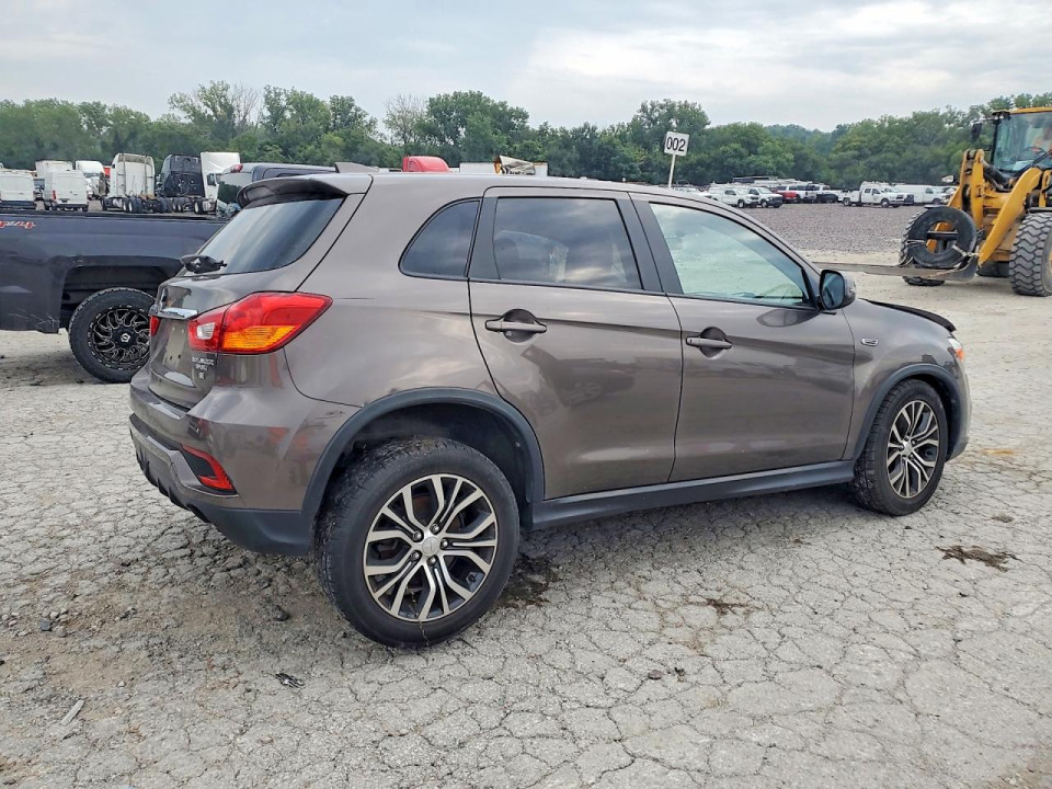 Mitsubishi OUTLANDER 2018 — Copart