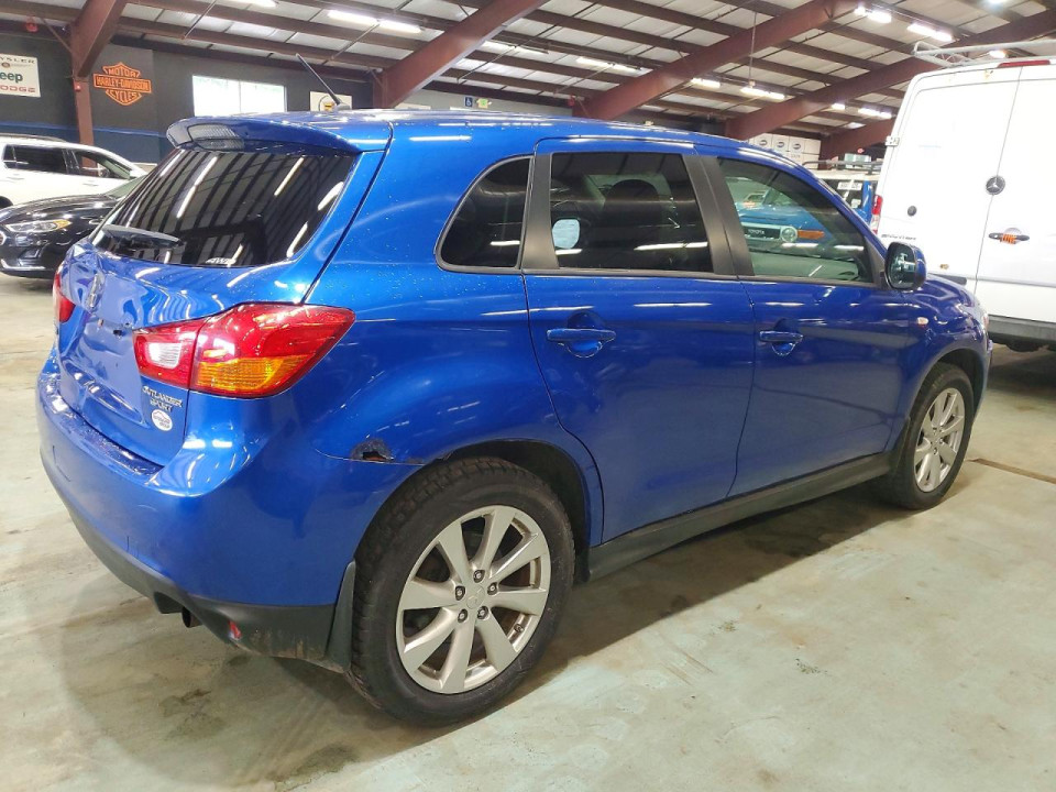 Mitsubishi OUTLANDER 2015 — Copart