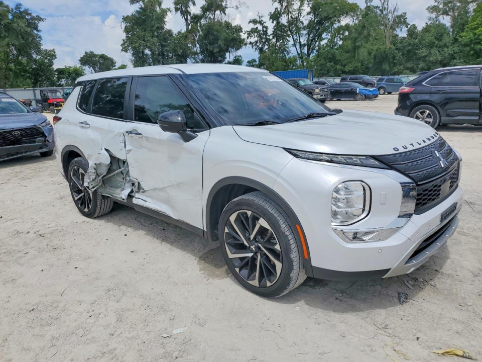 Mitsubishi OUTLANDER 2022 — Copart