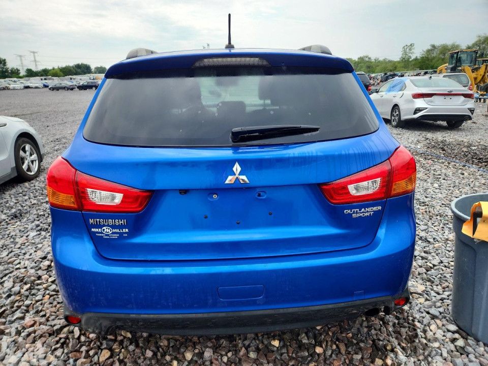 Mitsubishi OUTLANDER 2015 — Copart