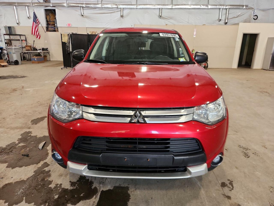 Mitsubishi OUTLANDER 2015 — Copart