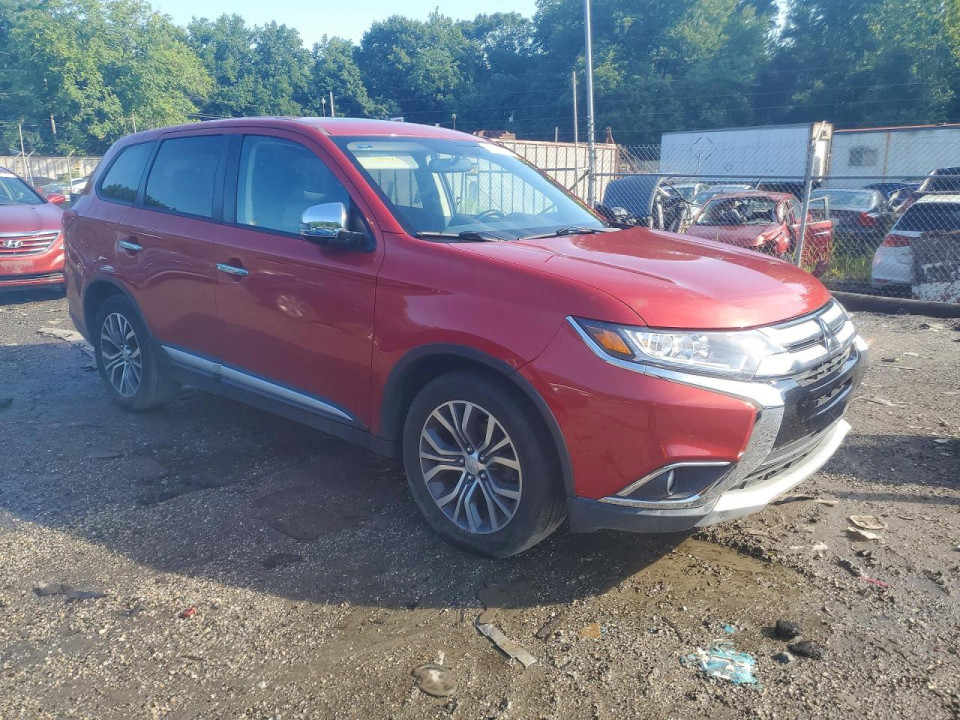 Mitsubishi OUTLANDER 2017 — Copart
