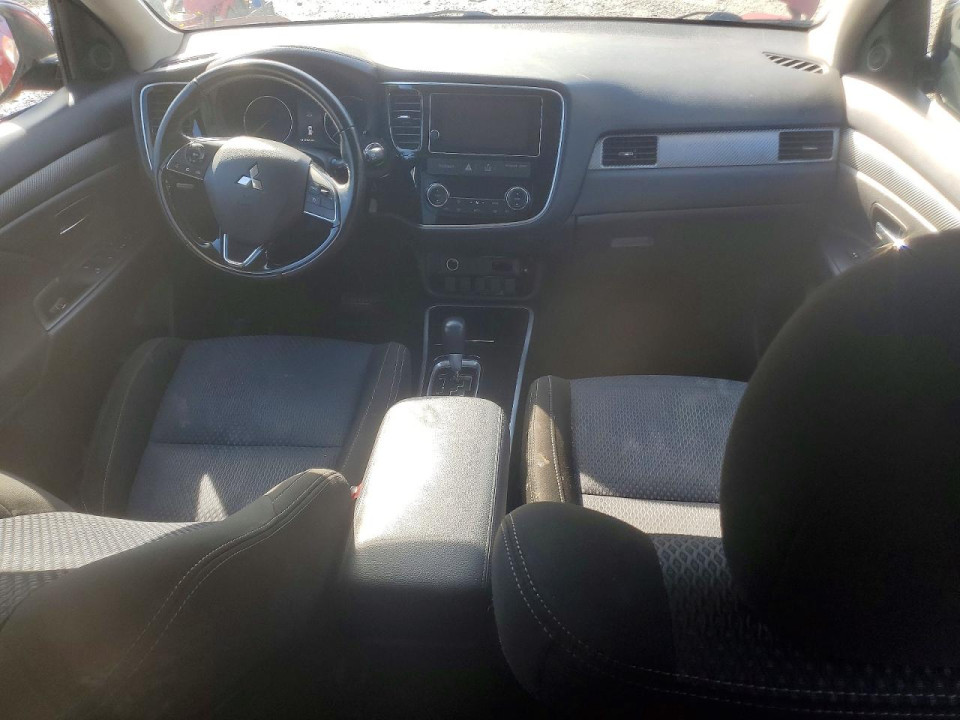 Mitsubishi OUTLANDER 2017 — Copart