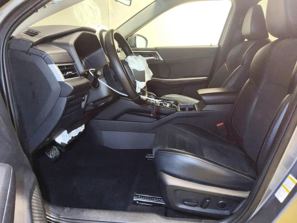 Mitsubishi OUTLANDER 2024 — Copart