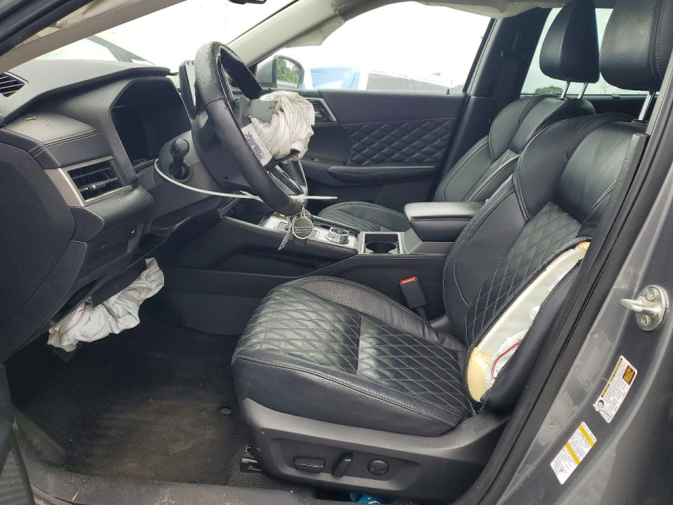 Mitsubishi OUTLANDER 2023 — Copart