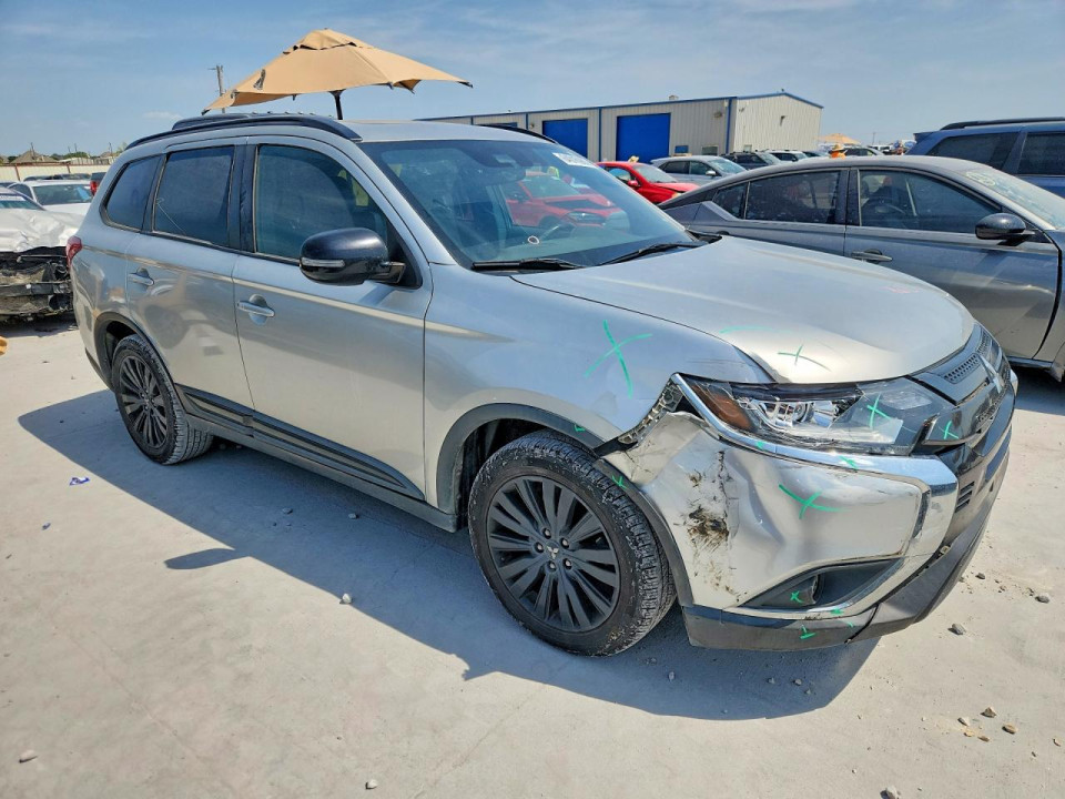 Mitsubishi OUTLANDER 2020 — Copart