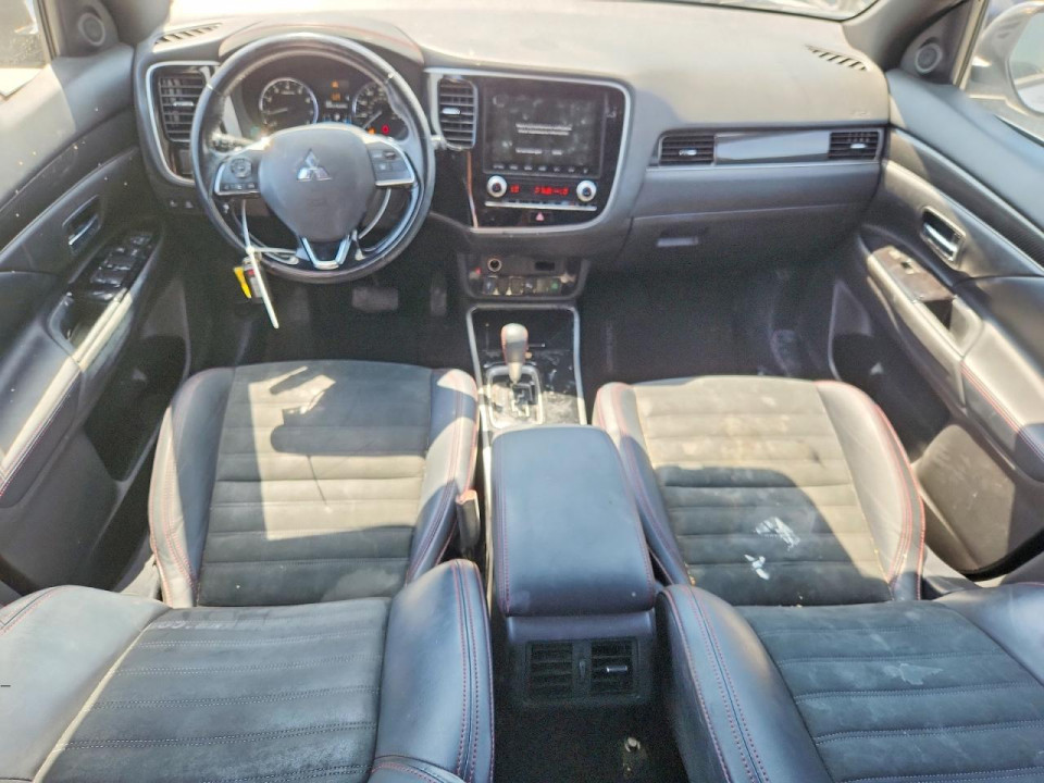 Mitsubishi OUTLANDER 2020 — Copart
