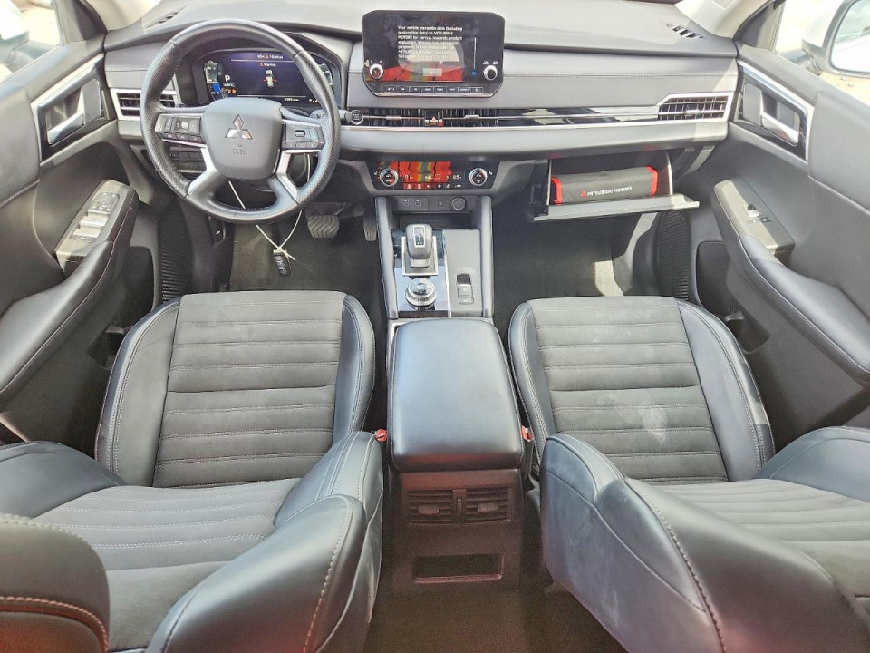 Mitsubishi OUTLANDER 2024 — Copart