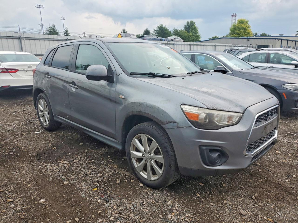 Mitsubishi OUTLANDER 2015 — Copart