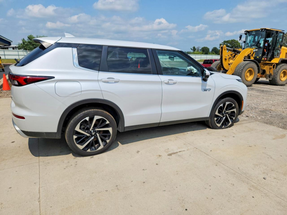 Mitsubishi OUTLANDER 2025 — Copart