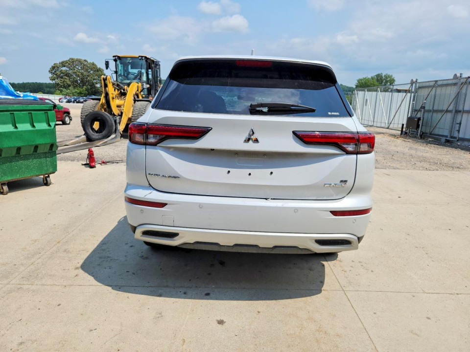 Mitsubishi OUTLANDER 2025 — Copart