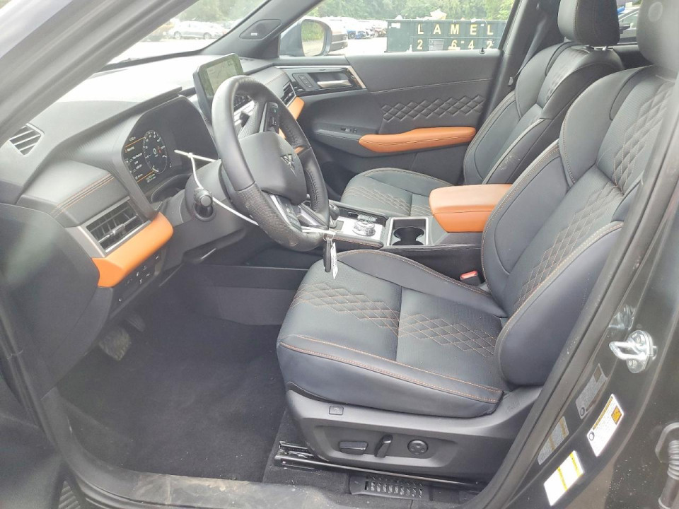 Mitsubishi OUTLANDER 2025 — Copart