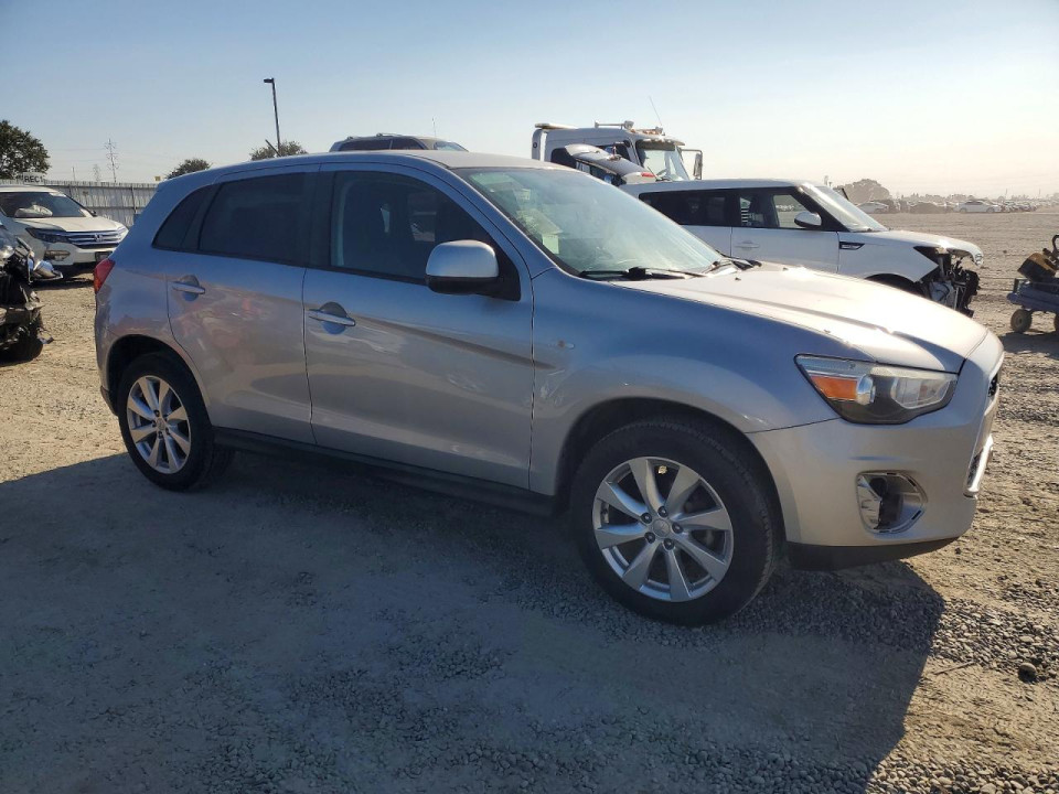 Mitsubishi OUTLANDER 2015 — Copart