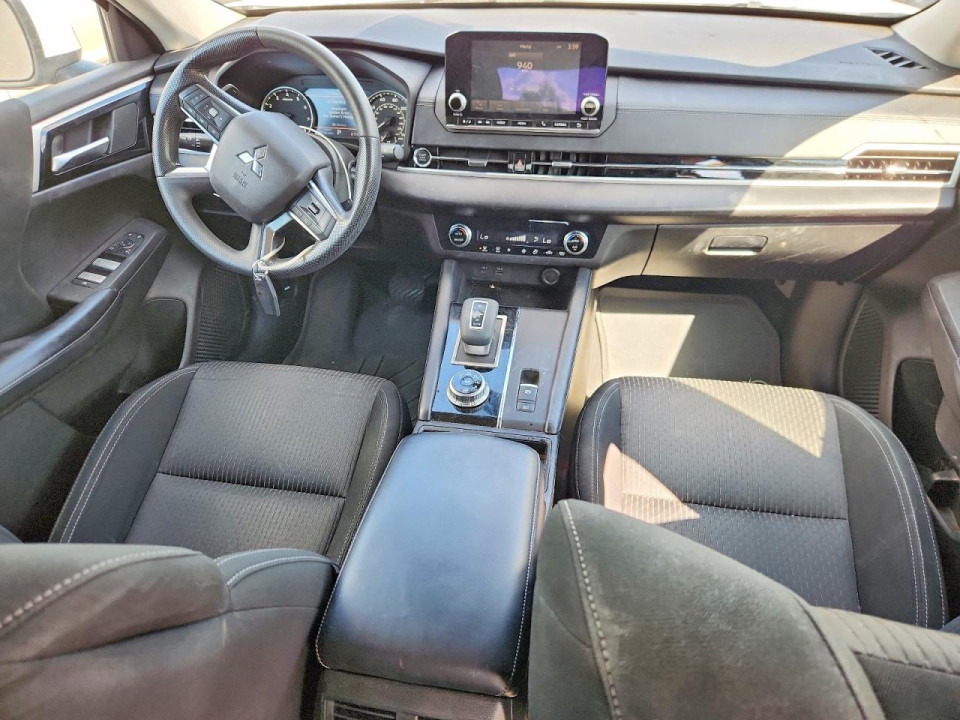 Mitsubishi OUTLANDER 2022 — Copart