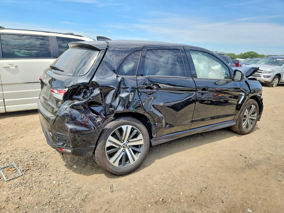 Mitsubishi OUTLANDER 2023 — Copart