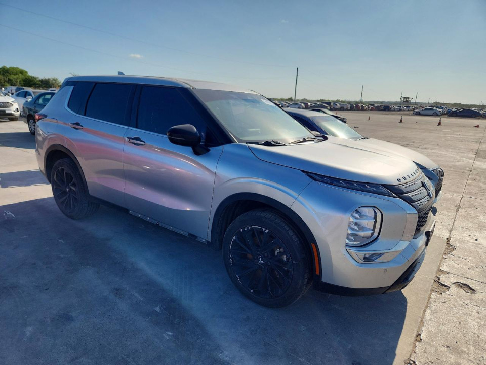 Mitsubishi OUTLANDER 2022 — Copart