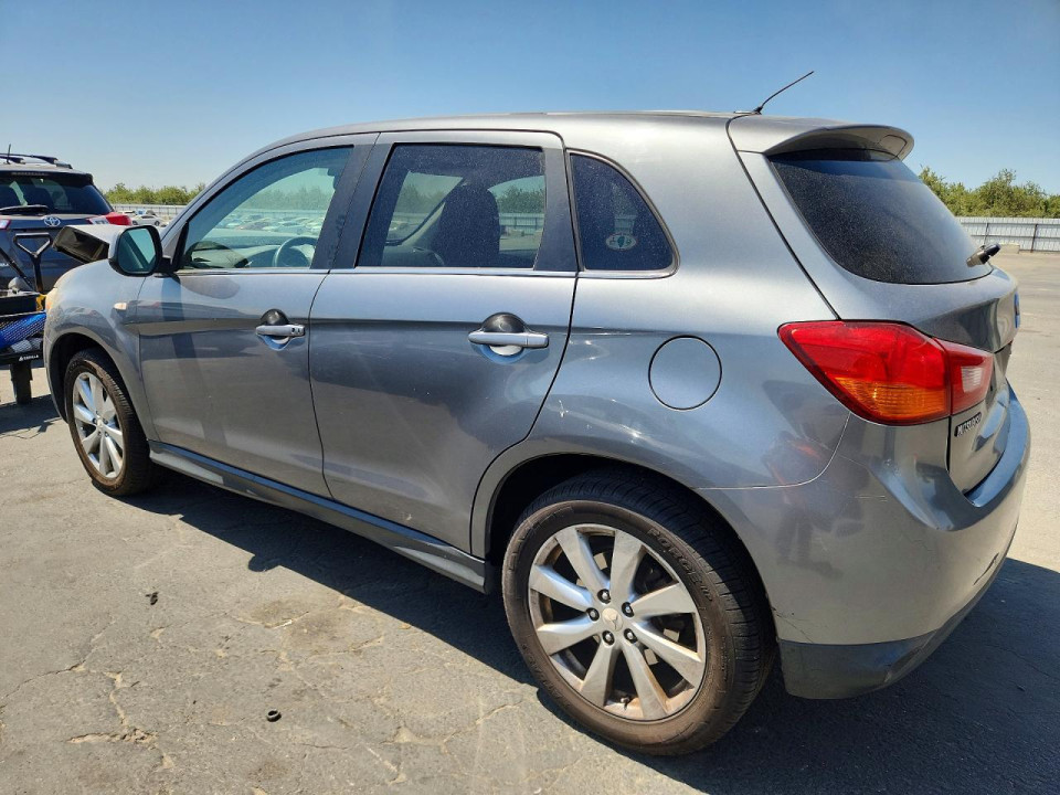 Mitsubishi OUTLANDER 2014 — Copart