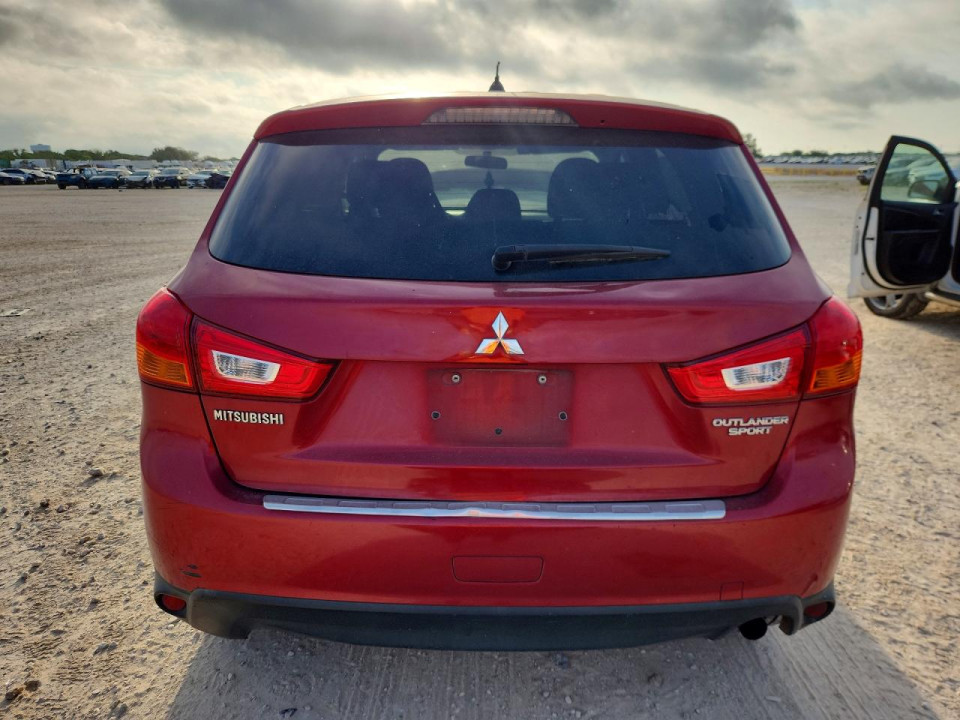 Mitsubishi OUTLANDER 2015 — Copart