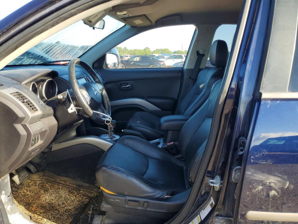 Mitsubishi OUTLANDER 2010 — Copart