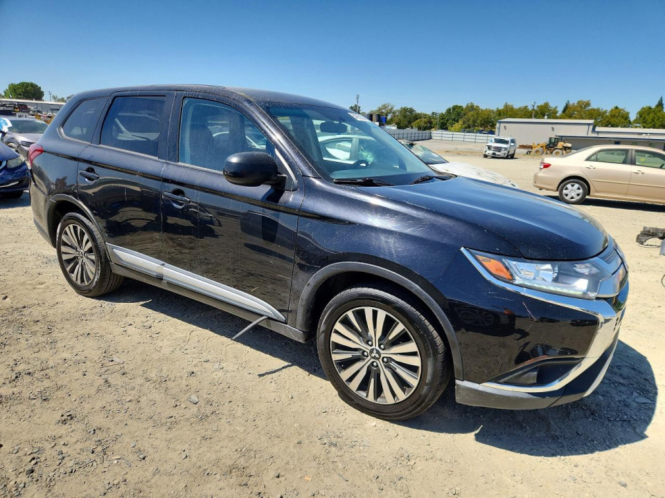 Mitsubishi OUTLANDER 2020 — Copart