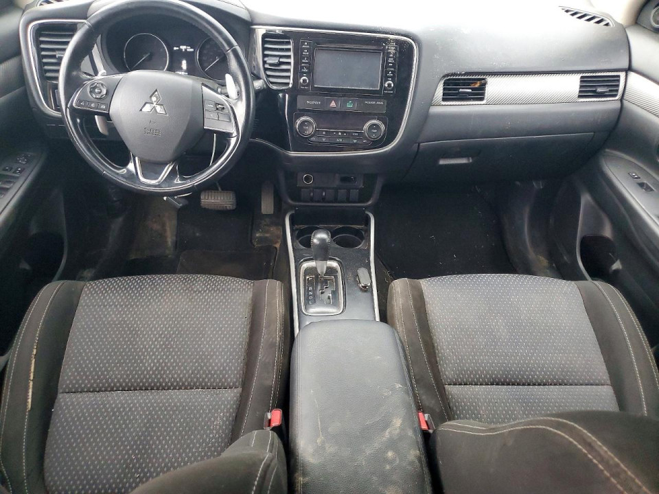 Mitsubishi OUTLANDER 2017 — Copart