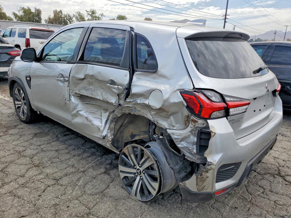 Mitsubishi OUTLANDER 2024 — Copart
