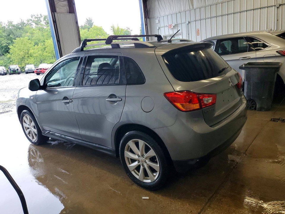 Mitsubishi OUTLANDER 2015 — Copart