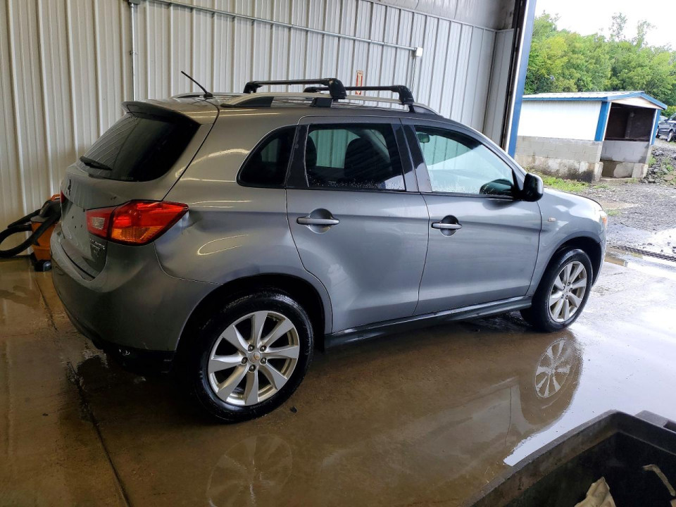 Mitsubishi OUTLANDER 2015 — Copart