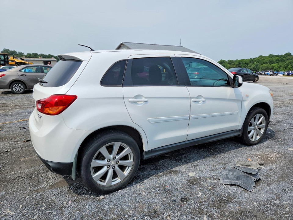 Mitsubishi OUTLANDER 2014 — Copart