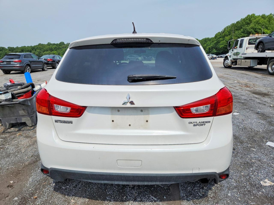Mitsubishi OUTLANDER 2014 — Copart