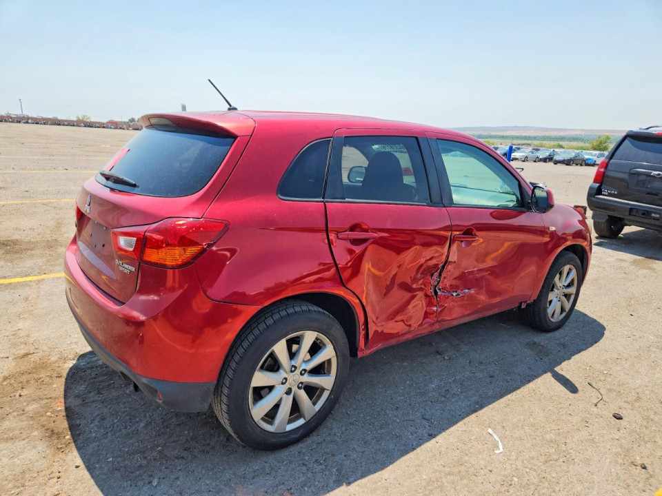Mitsubishi OUTLANDER 2015 — Copart