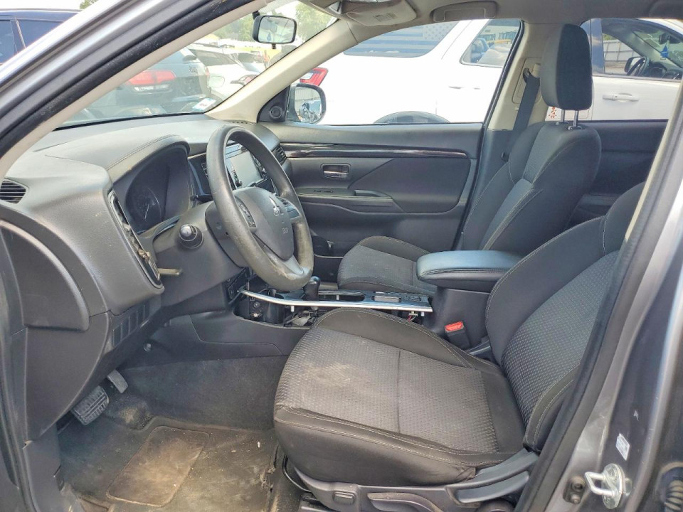Mitsubishi OUTLANDER 2020 — Copart