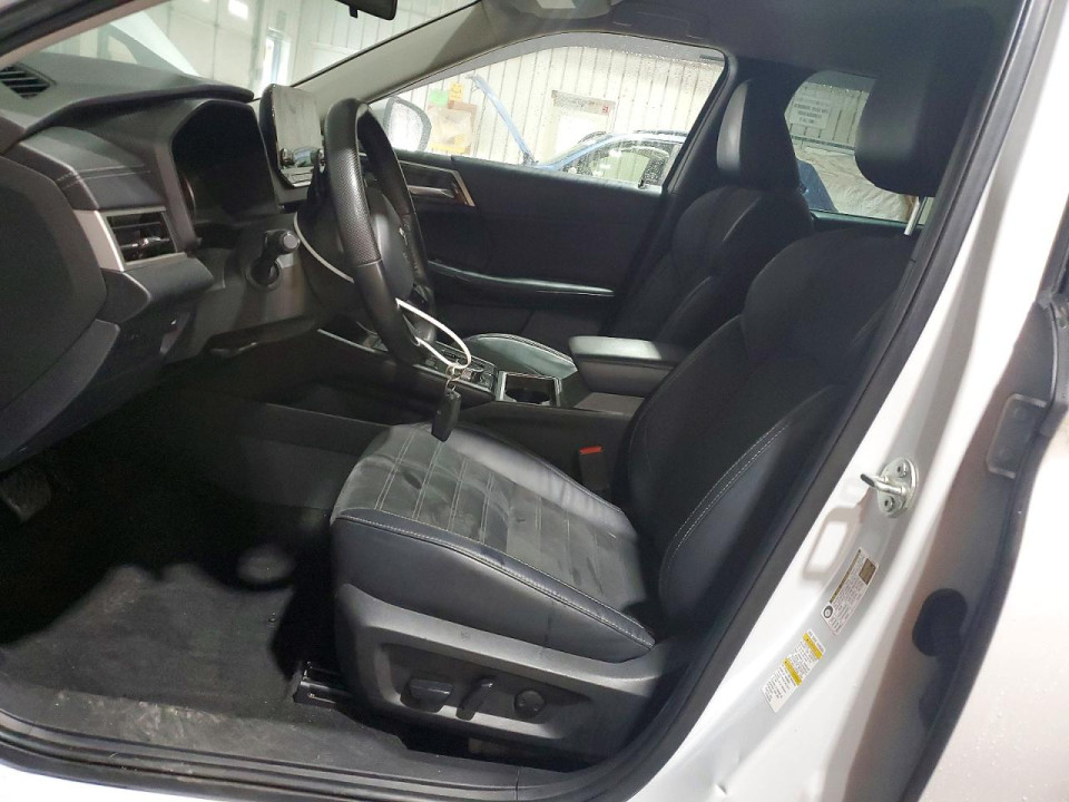 Mitsubishi OUTLANDER 2023 — Copart
