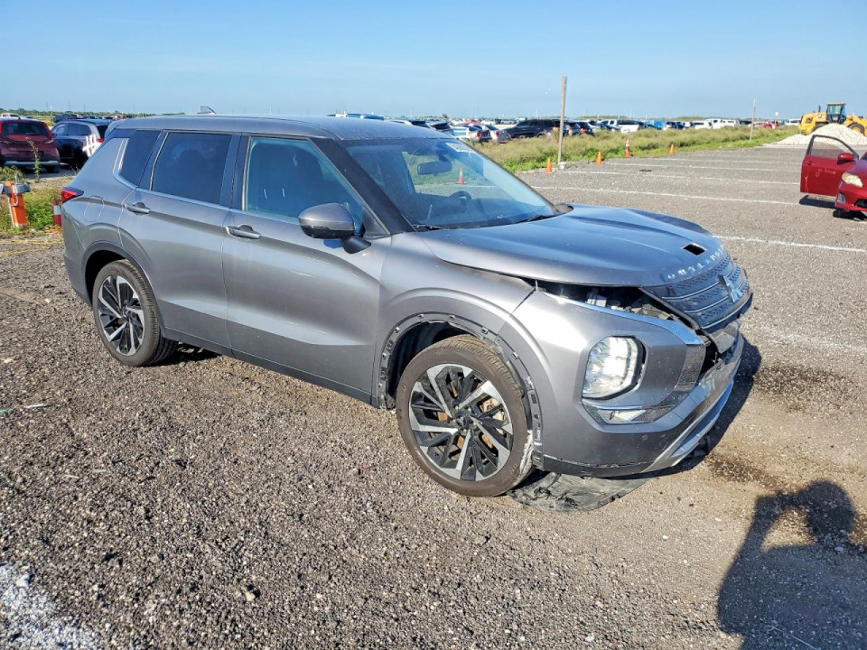Mitsubishi OUTLANDER 2022 — Copart
