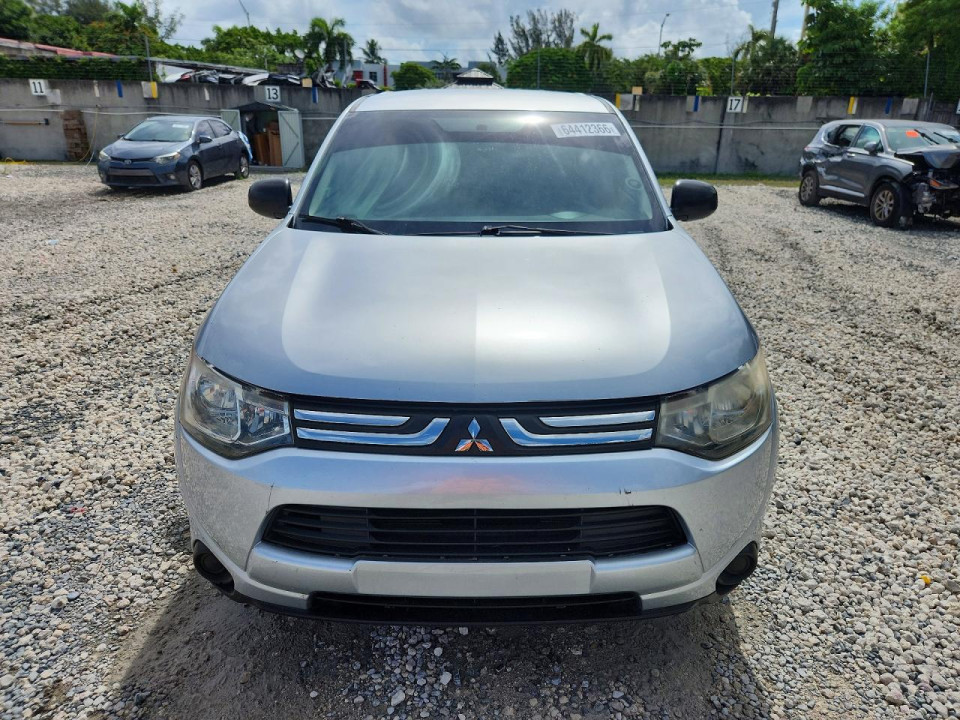 Mitsubishi OUTLANDER 2014 — Copart