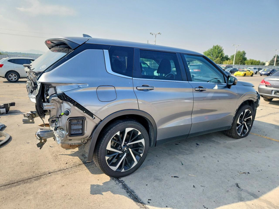 Mitsubishi OUTLANDER 2023 — Copart