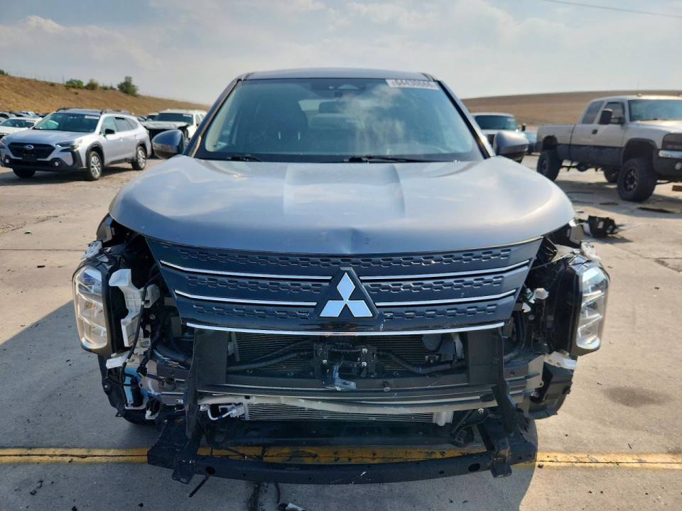 Mitsubishi OUTLANDER 2023 — Copart