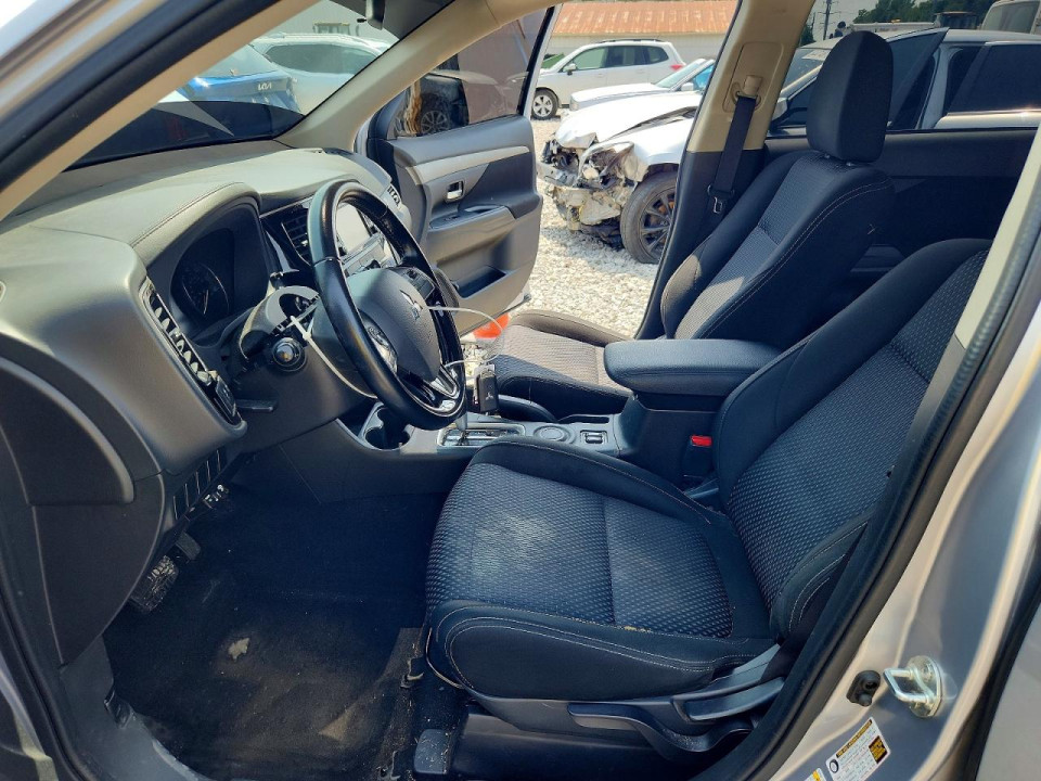 Mitsubishi OUTLANDER 2016 — Copart